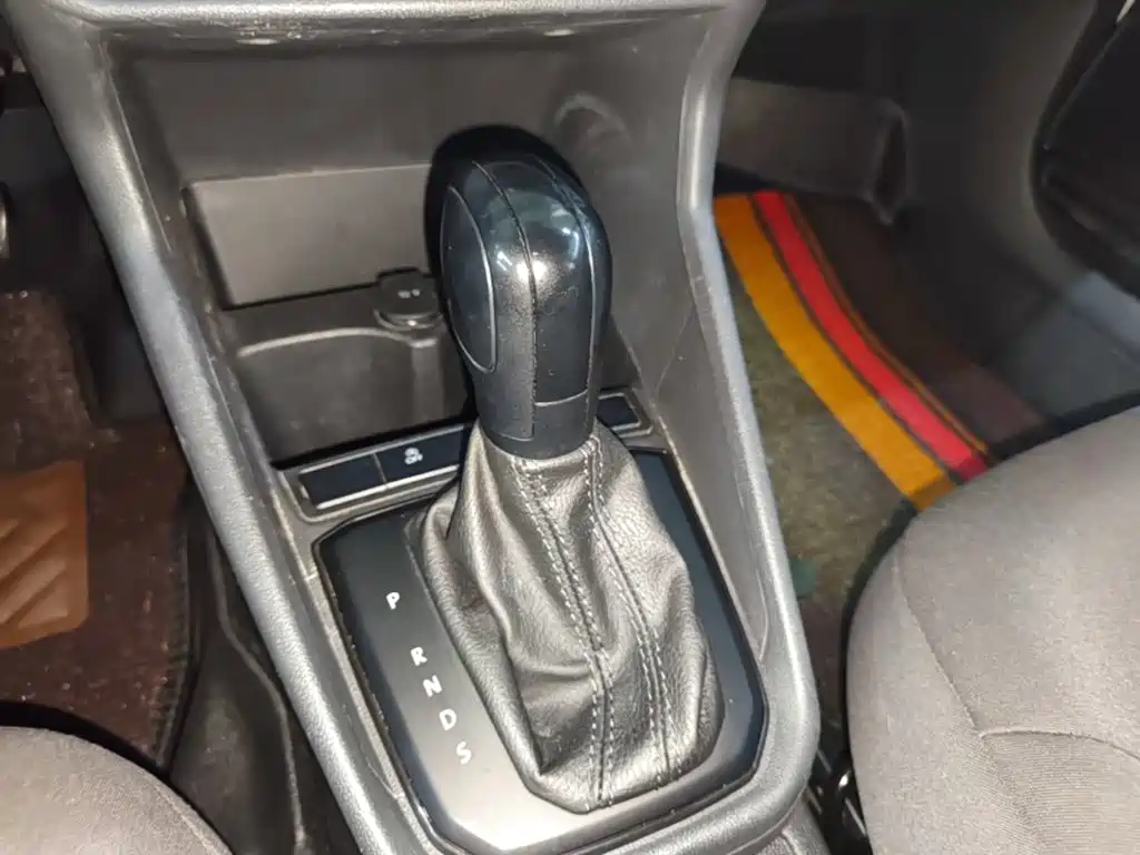 Volkswagen Santana — миниатюра 14