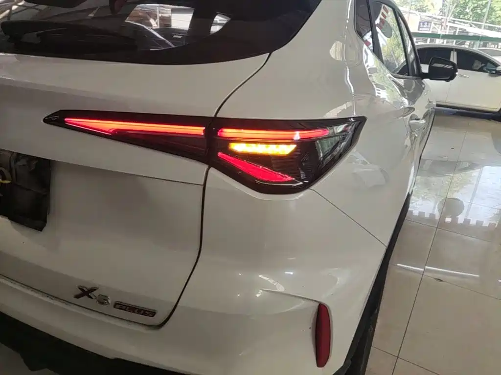 Changan X5 PLUS — миниатюра 8
