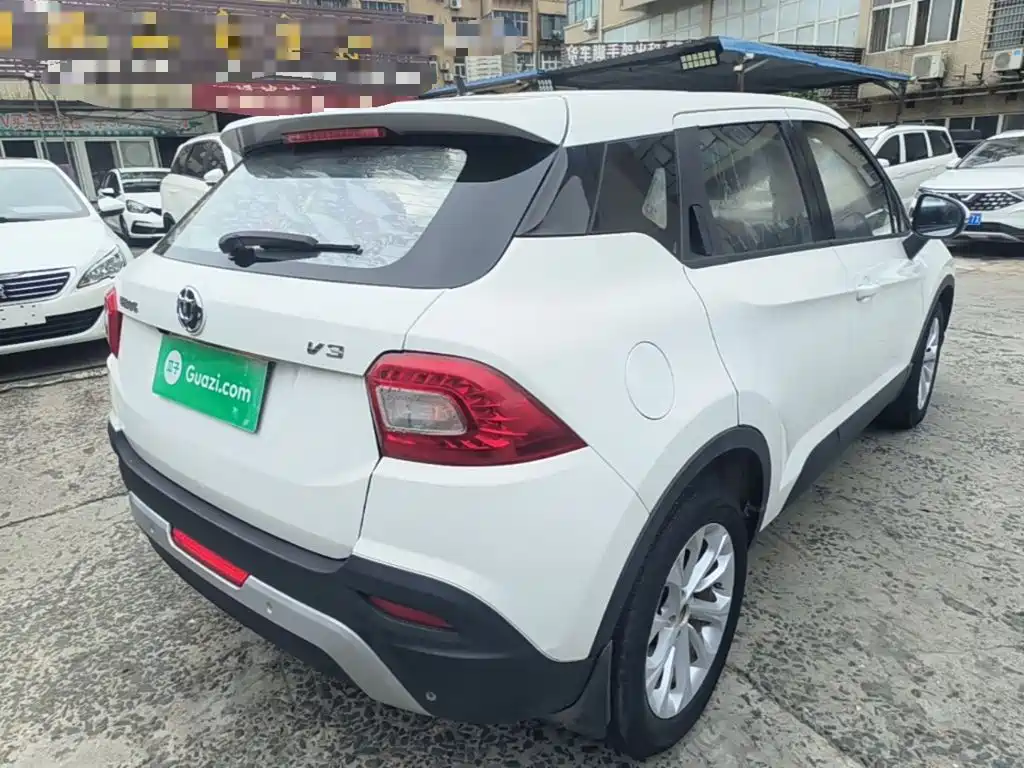 Brilliance V3 2016 1.5L MT