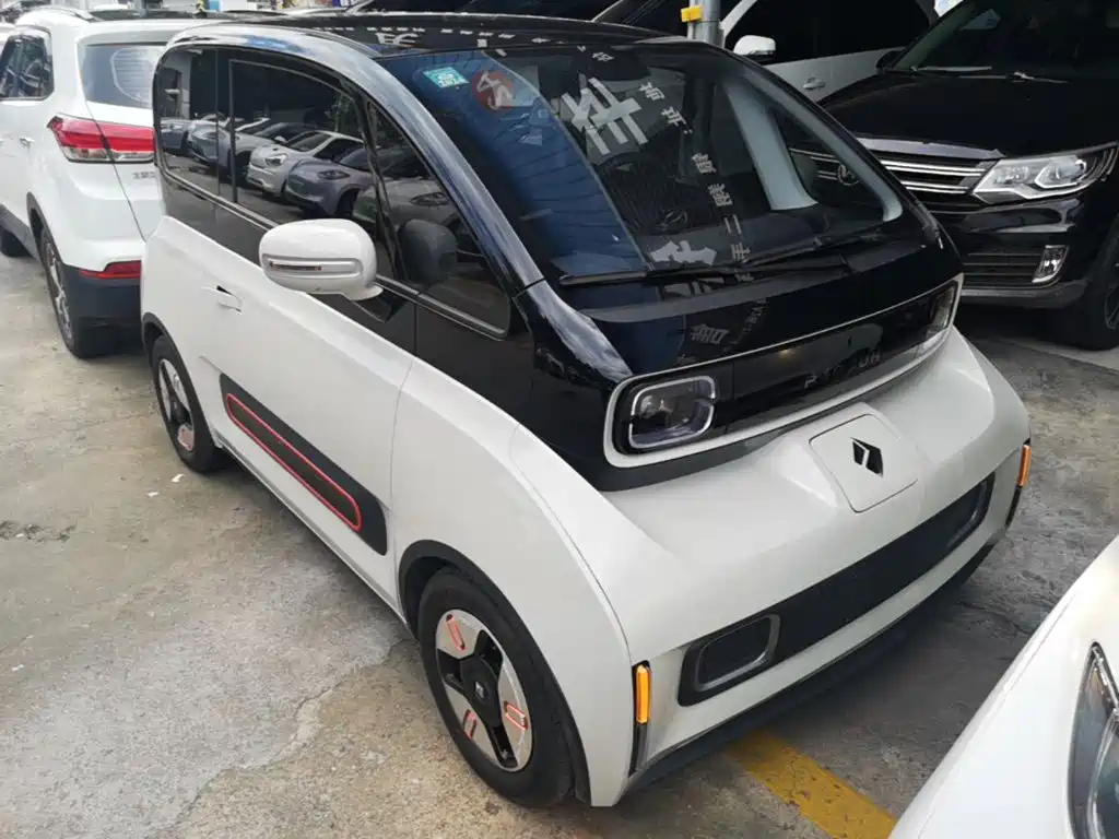 Baojun KiWi EV — миниатюра 3