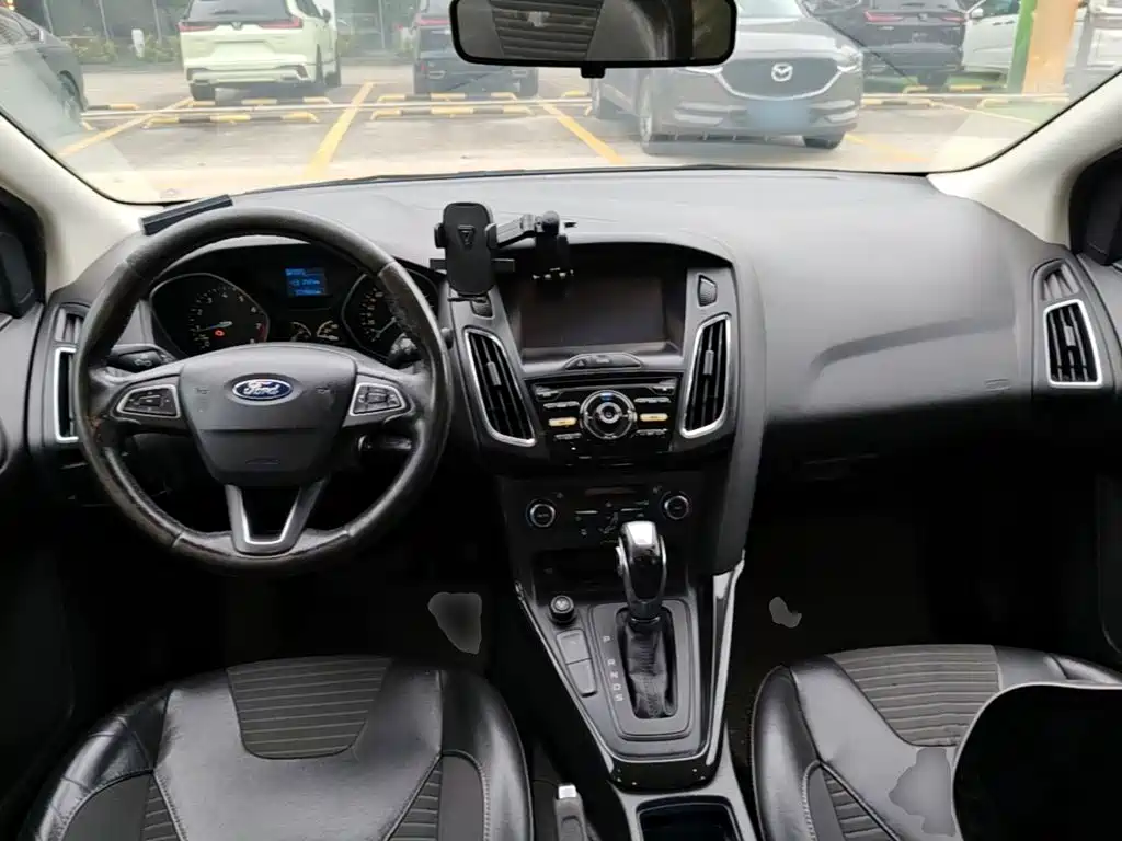 Ford Focus — миниатюра 14