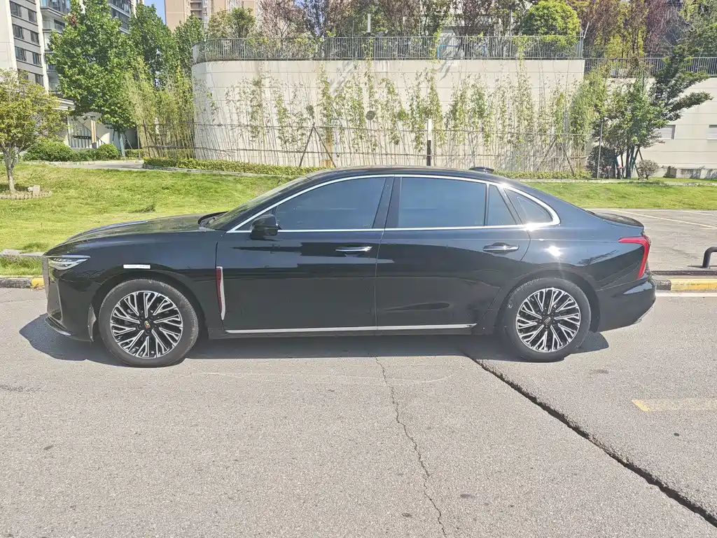 Hongqi Hongqi H5 — миниатюра 4