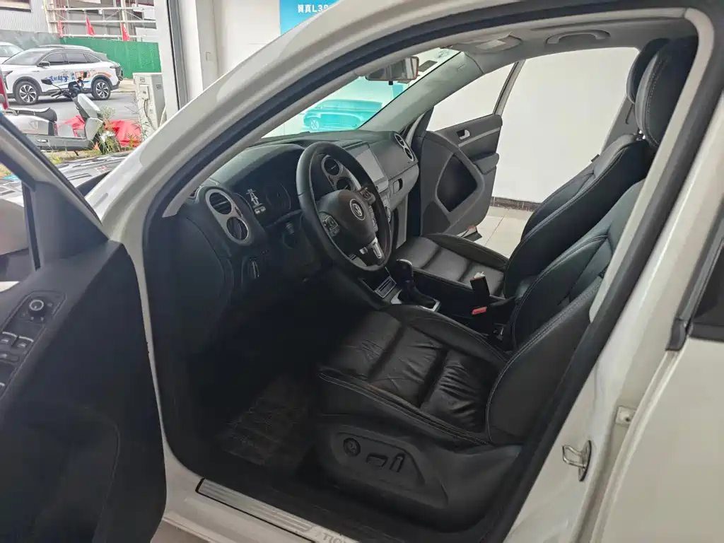 Volkswagen Tiguan — миниатюра 5