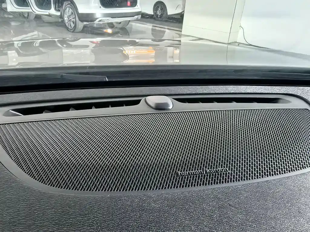 Volvo V90 — миниатюра 19