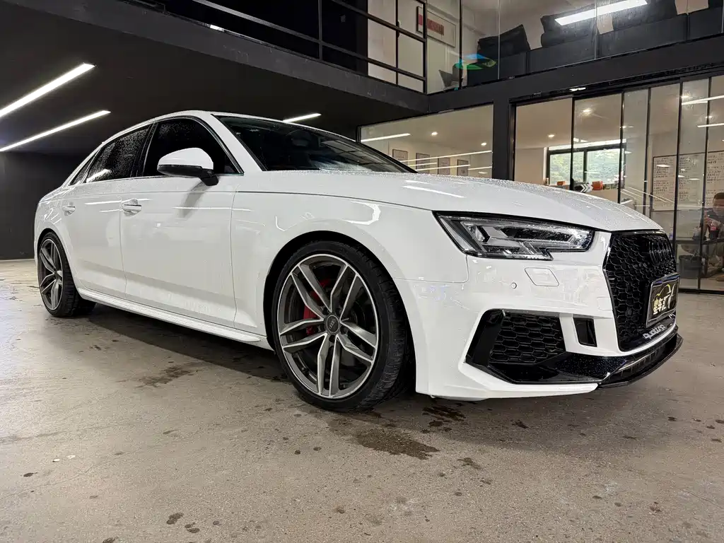 Audi A4L — миниатюра 3