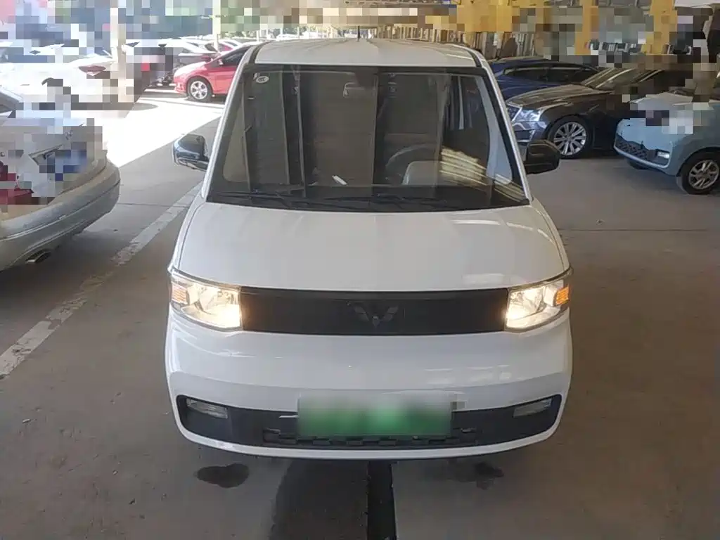 Wuling MINIEV — миниатюра 3