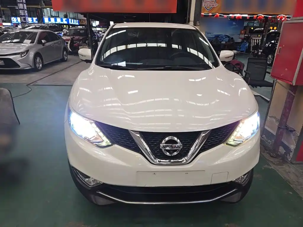 Nissan Qashqai — миниатюра 3