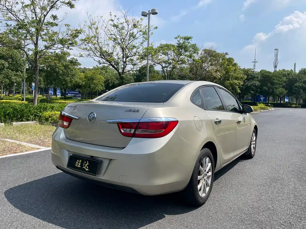 Buick Excelle — миниатюра 7