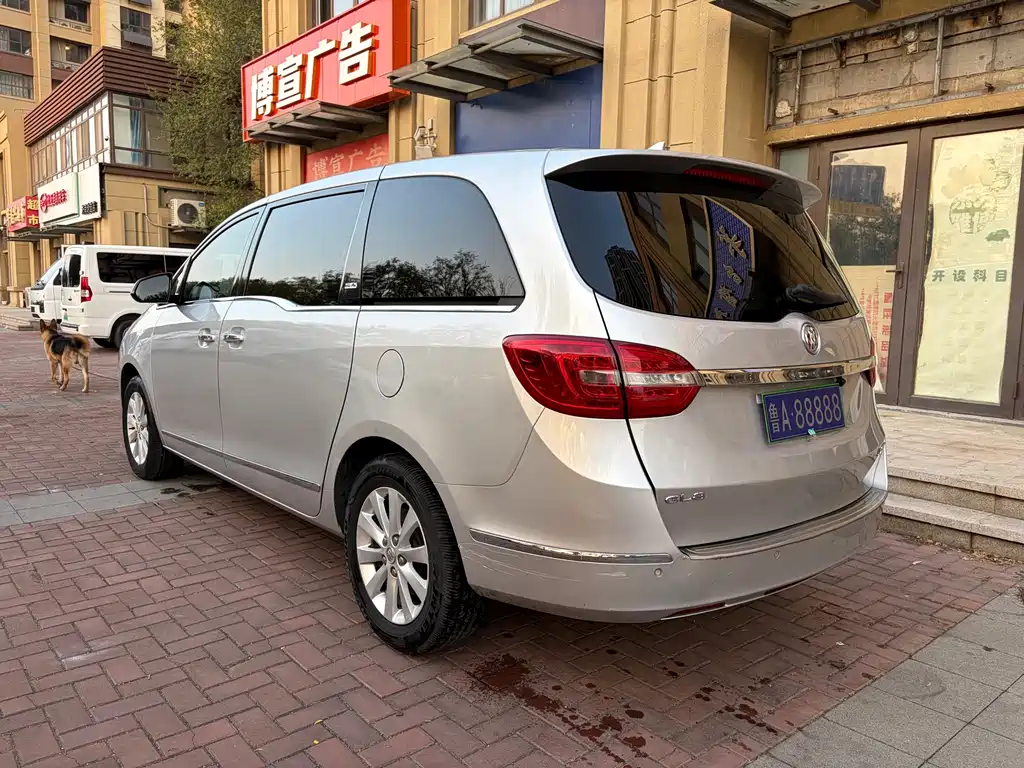 Buick GL8 — миниатюра 4