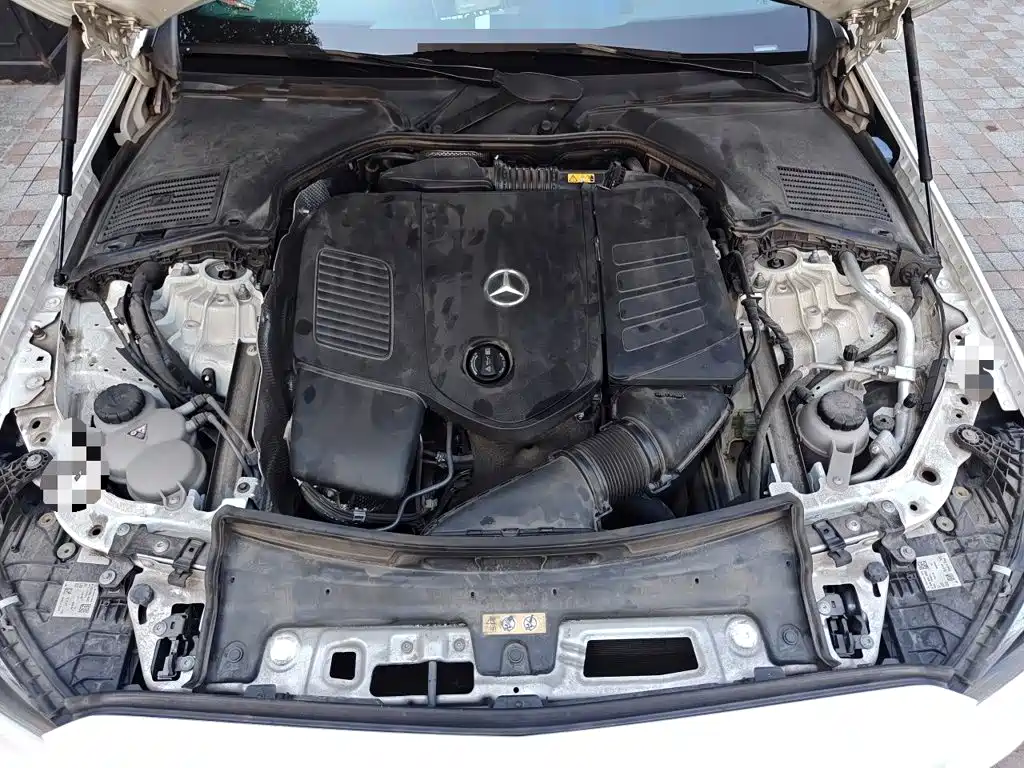 Mercedes-Benz C-Class — миниатюра 16