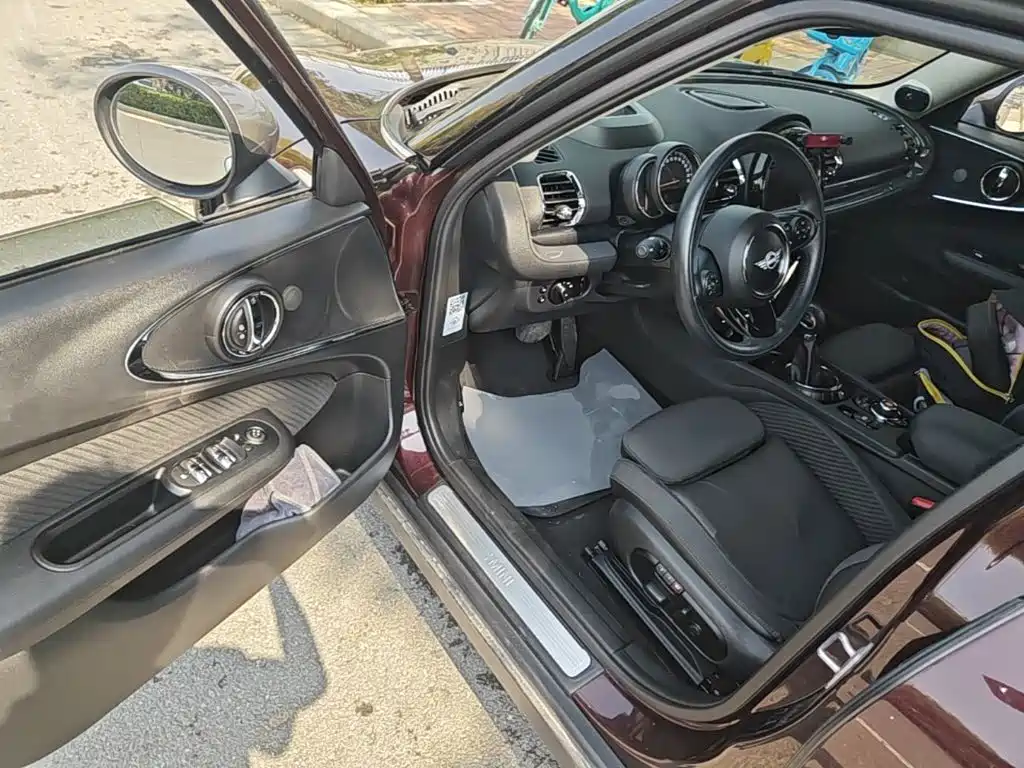 MINI Mini Clubman — миниатюра 16