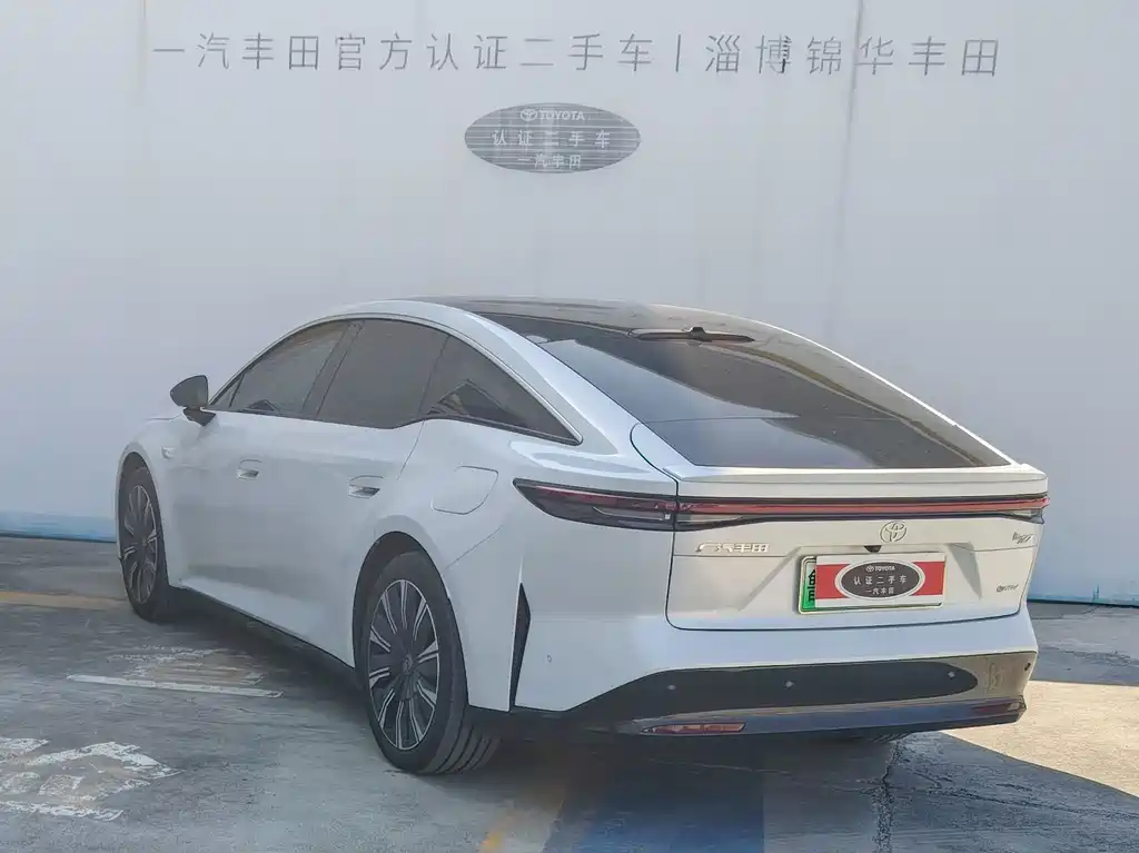 Toyota bZ7 — миниатюра 2