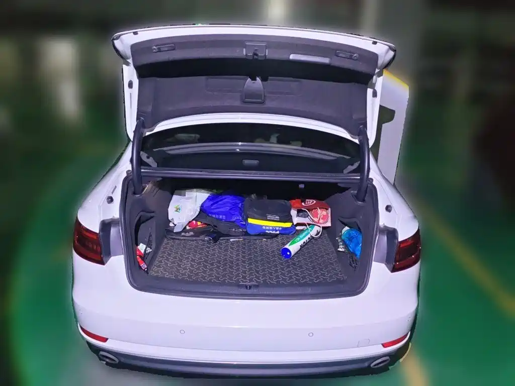 Audi A4L — миниатюра 10