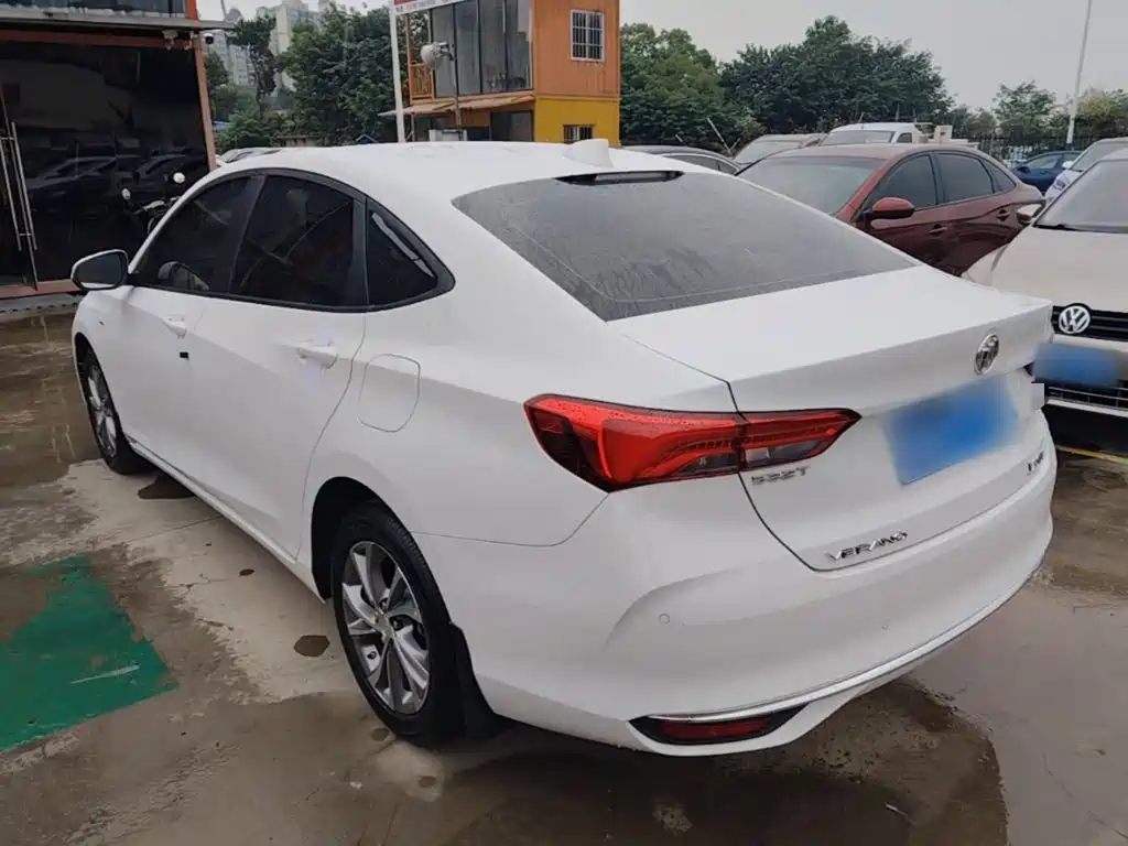 Buick Verano — миниатюра 5