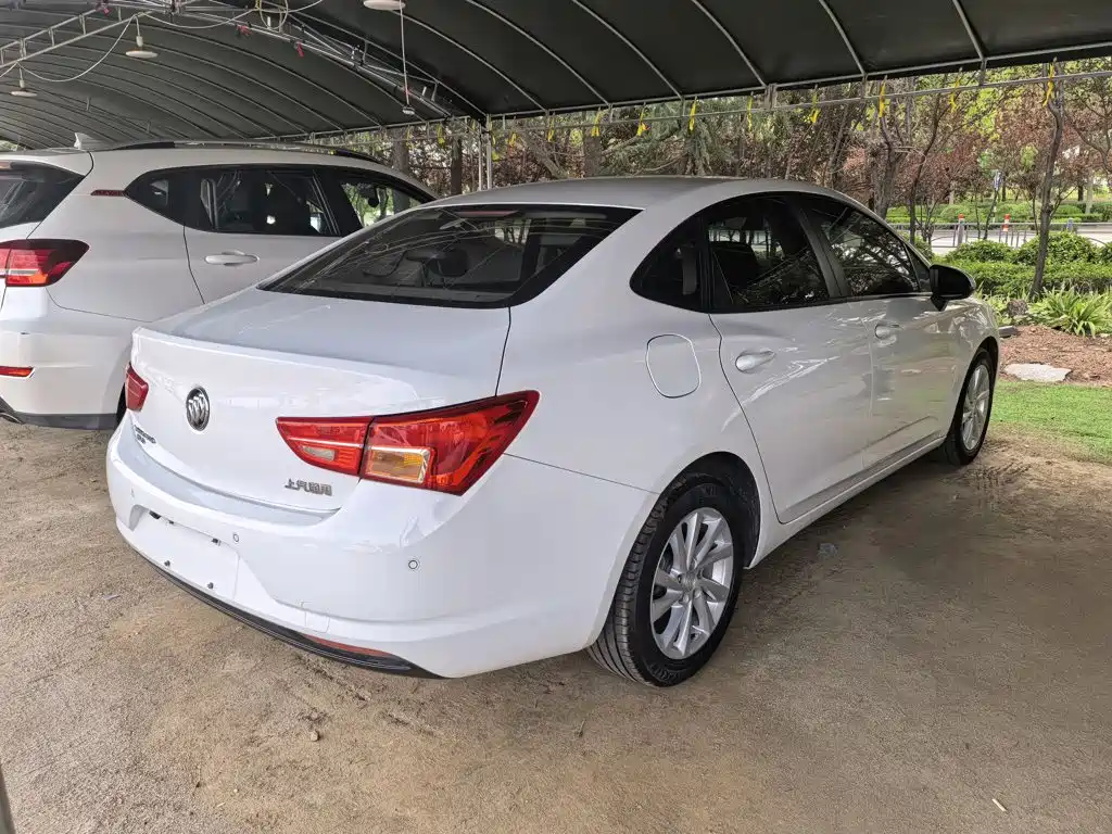 Buick Verano — миниатюра 7