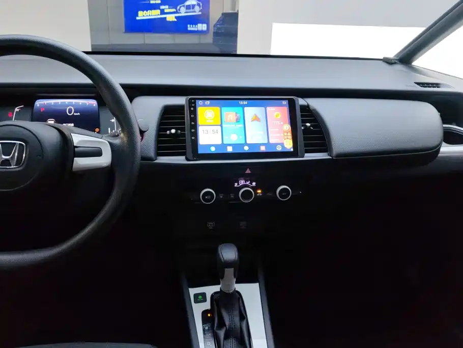 Honda Fit — миниатюра 13