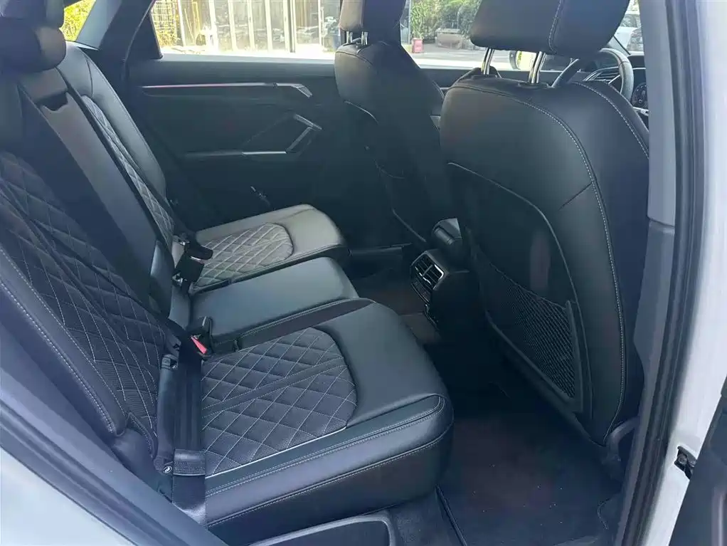 Audi Q3 Sportback — миниатюра 8
