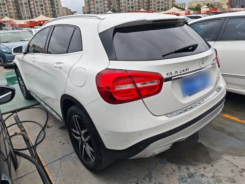 Mercedes-Benz GLA 2015 GLA 200 Fashion