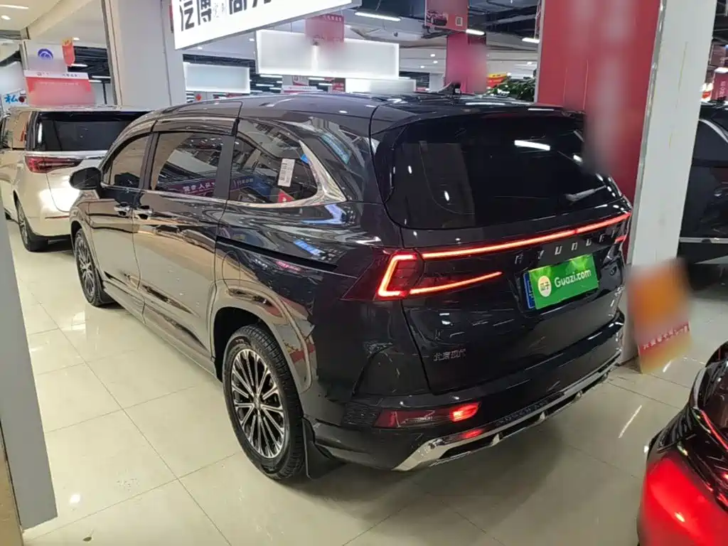 Hyundai Custo 2024 270TGDi LUX Luxury