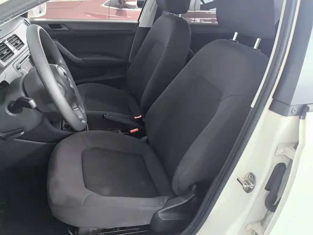 Volkswagen Santana — миниатюра 15