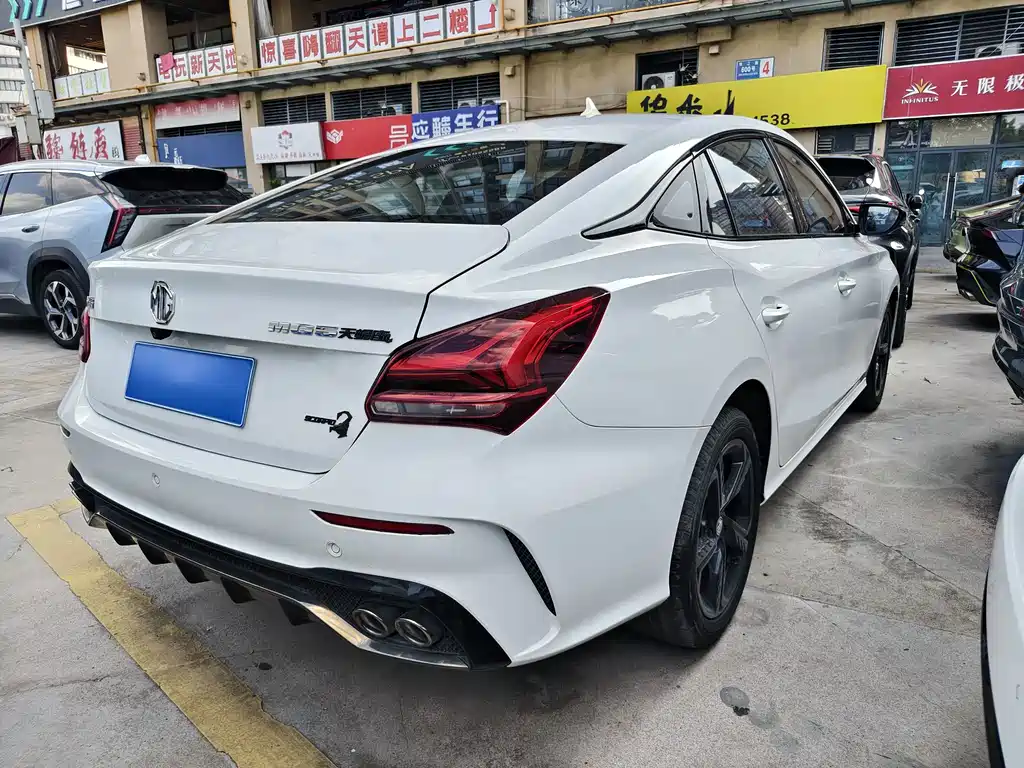 MG MG5 Scorpio — миниатюра 14
