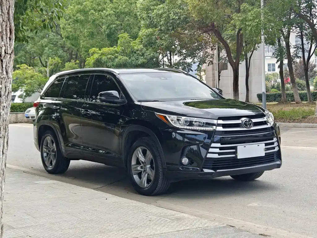 Toyota Highlander — миниатюра 4