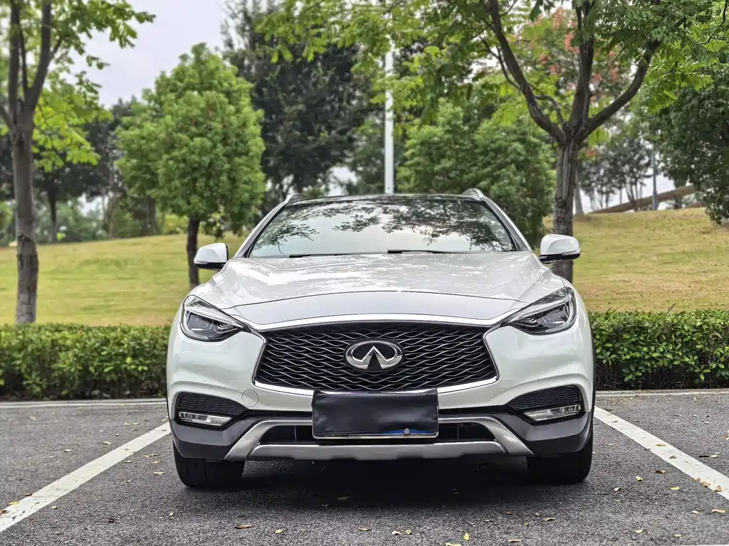 Infiniti QX30 — миниатюра 2