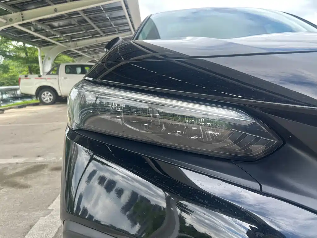 Honda Civic — миниатюра 9