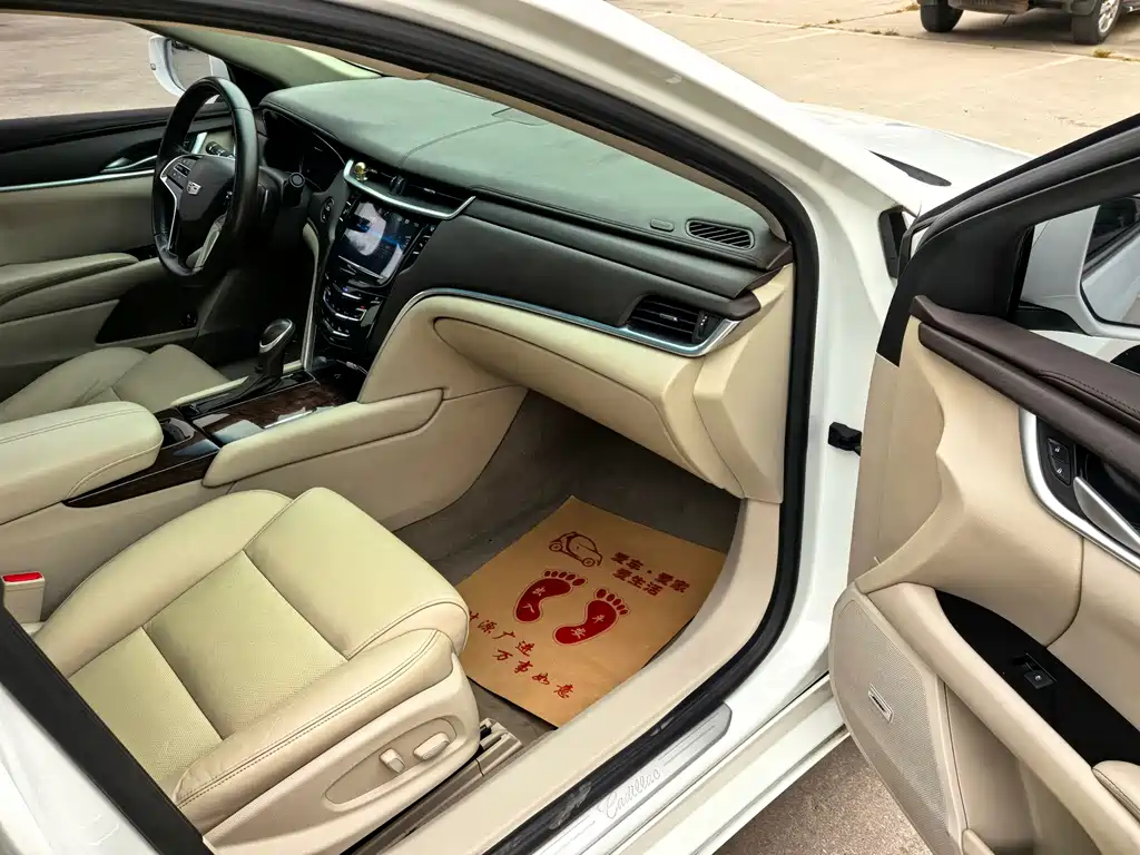 Cadillac XTS — миниатюра 12