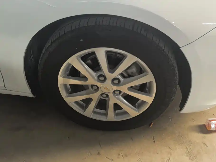 Chevrolet Malibu — миниатюра 6