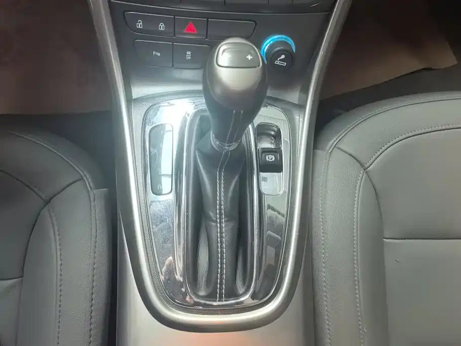 Chevrolet Malibu — миниатюра 16