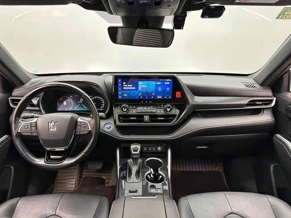 Toyota Crown Kluger — миниатюра 10