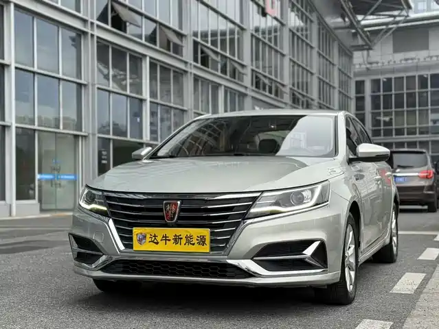 ROEWE  I6 NEW ENERGY 2019
