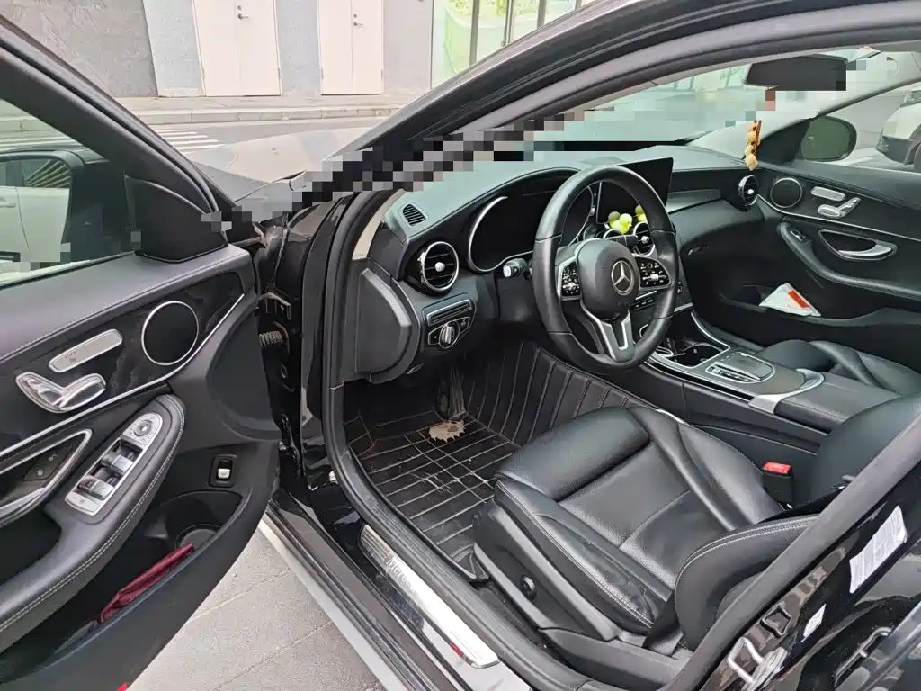 Mercedes-Benz C-Class — миниатюра 17