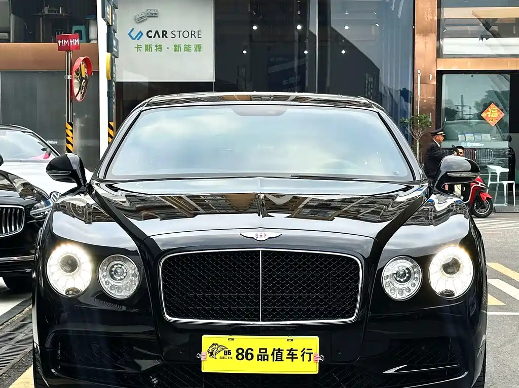 Bentley Flying Spur — миниатюра 4