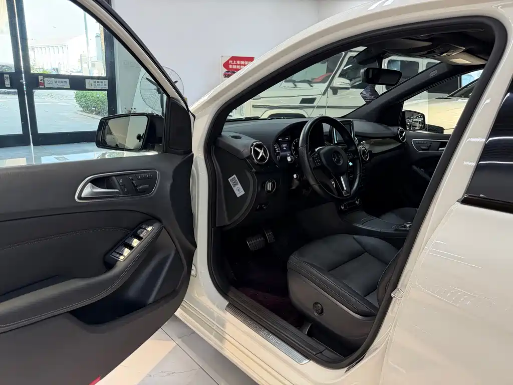 Mercedes-Benz B-Class — миниатюра 4