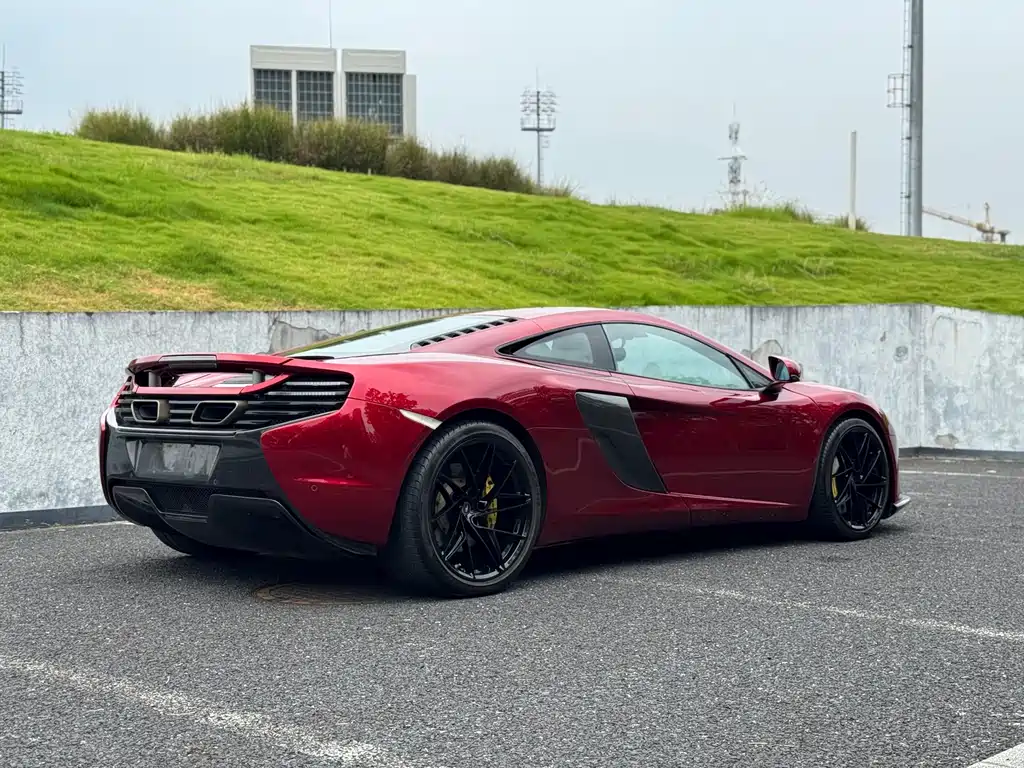 McLaren 12C — миниатюра 7