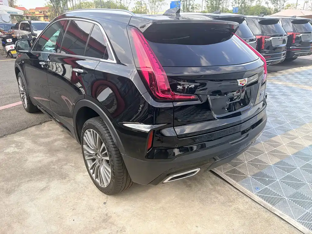 Cadillac XT4 — миниатюра 4