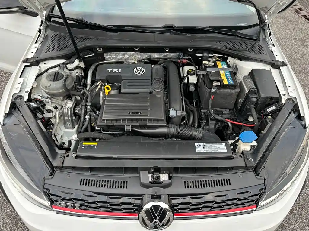 Volkswagen Golf — миниатюра 21