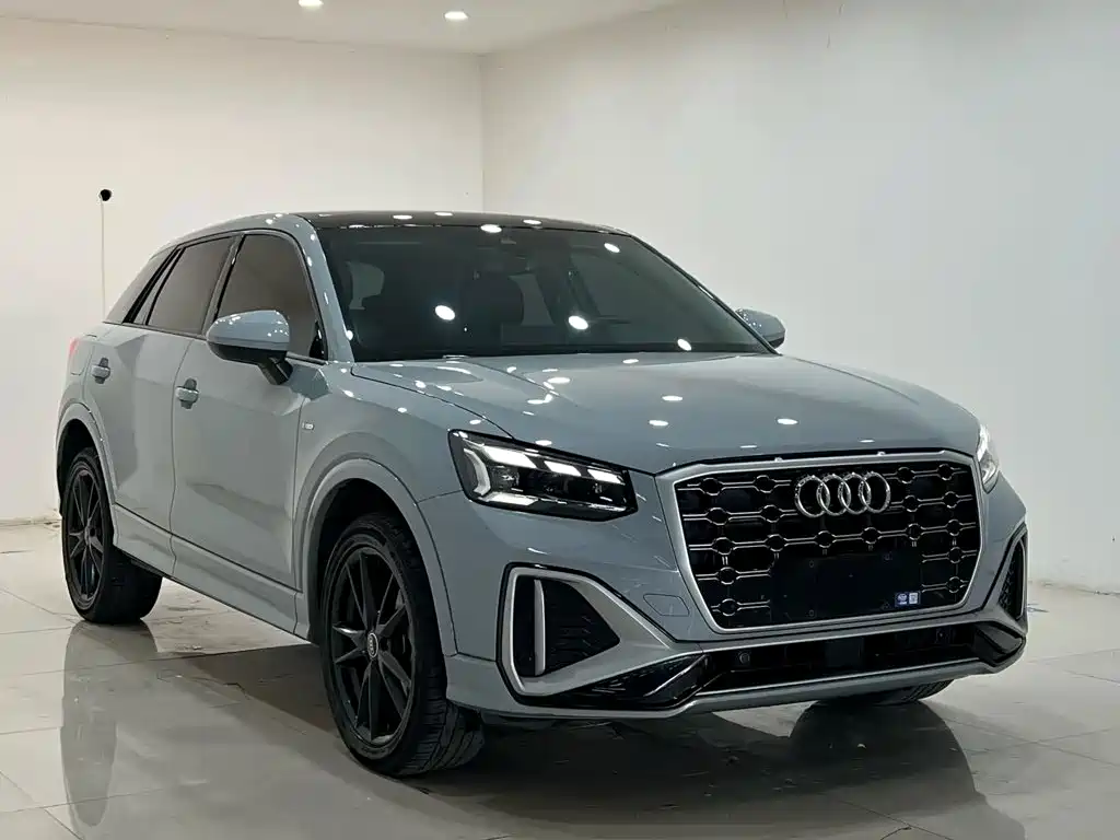Audi Q2L — миниатюра 3