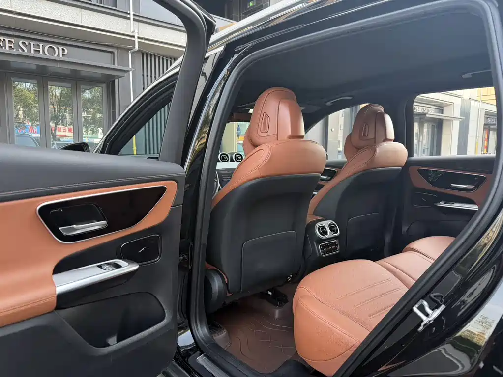 Mercedes-Benz GLC — миниатюра 14