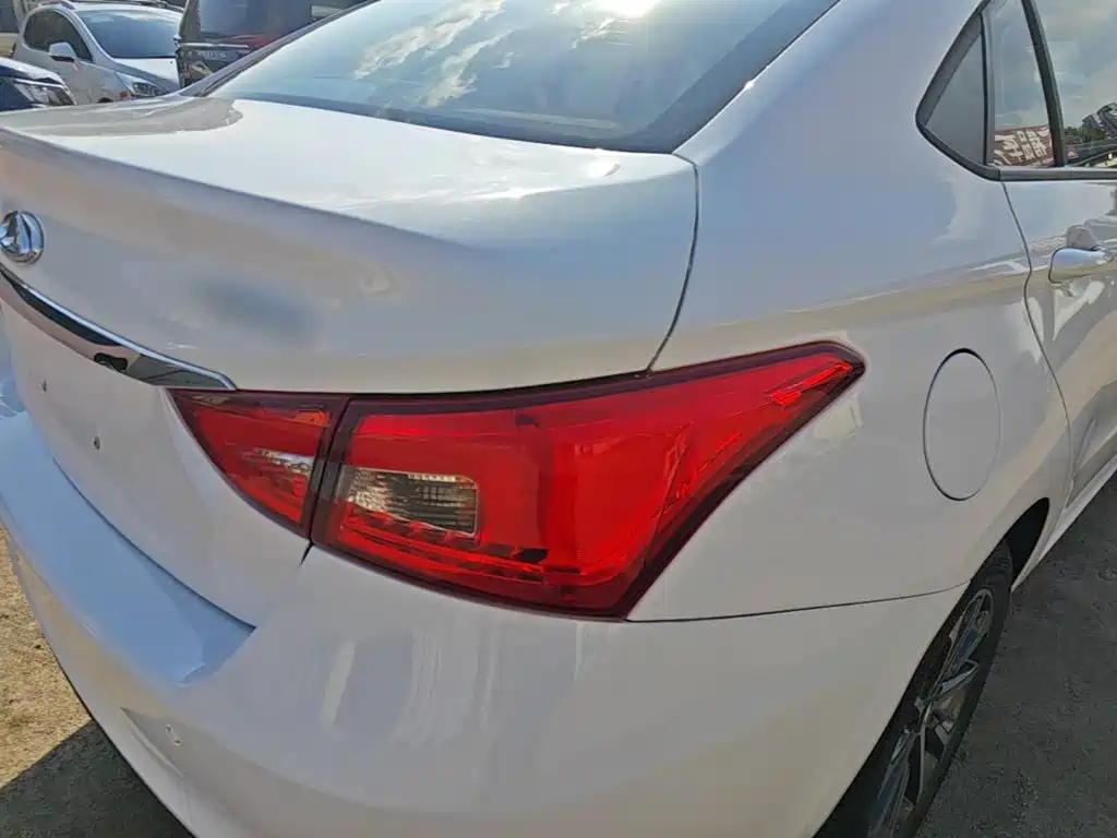 Chery Arrizo 5 — миниатюра 8