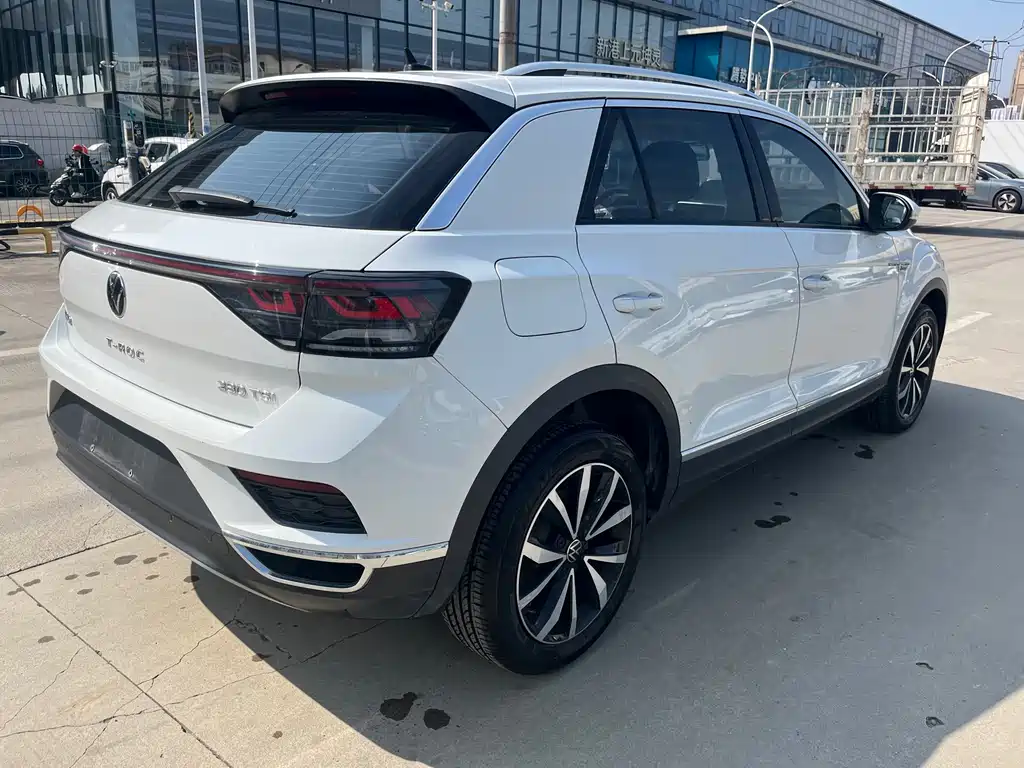 Volkswagen T-Roc — миниатюра 6
