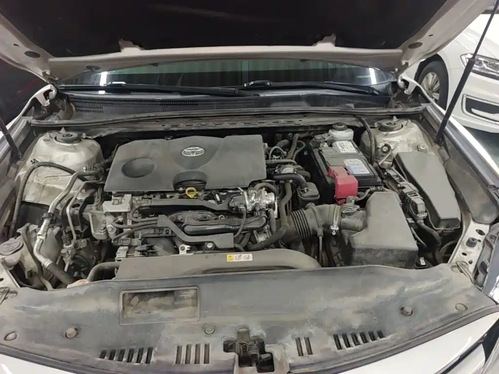 Toyota Camry — миниатюра 20