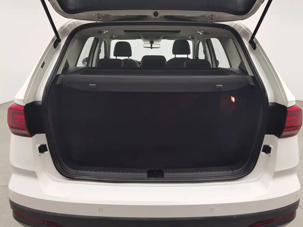 Volkswagen Tharu — миниатюра 16