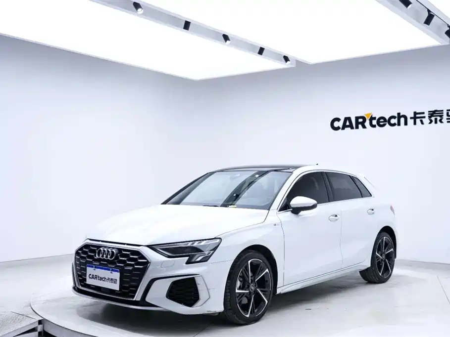 Audi A3 - фото 2