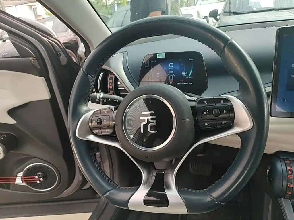 BYD Yuan Plus — миниатюра 11