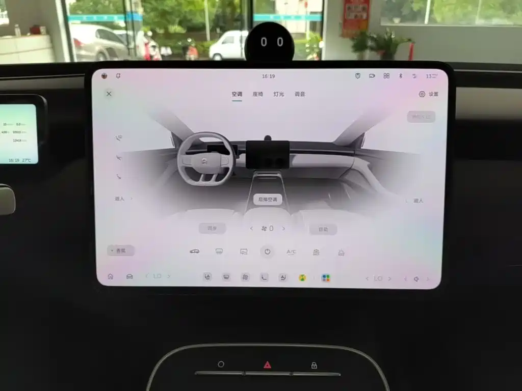 NIO ET5T — миниатюра 13