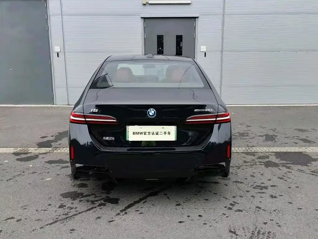 BMW i5 — миниатюра 3