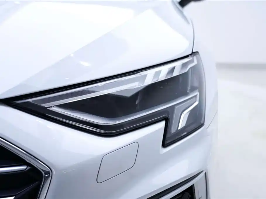 Audi A3 - фото 9